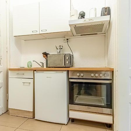 Chic Apartment- Suitable For Longstays Near Matzleinsforferplatz Wien Eksteriør billede