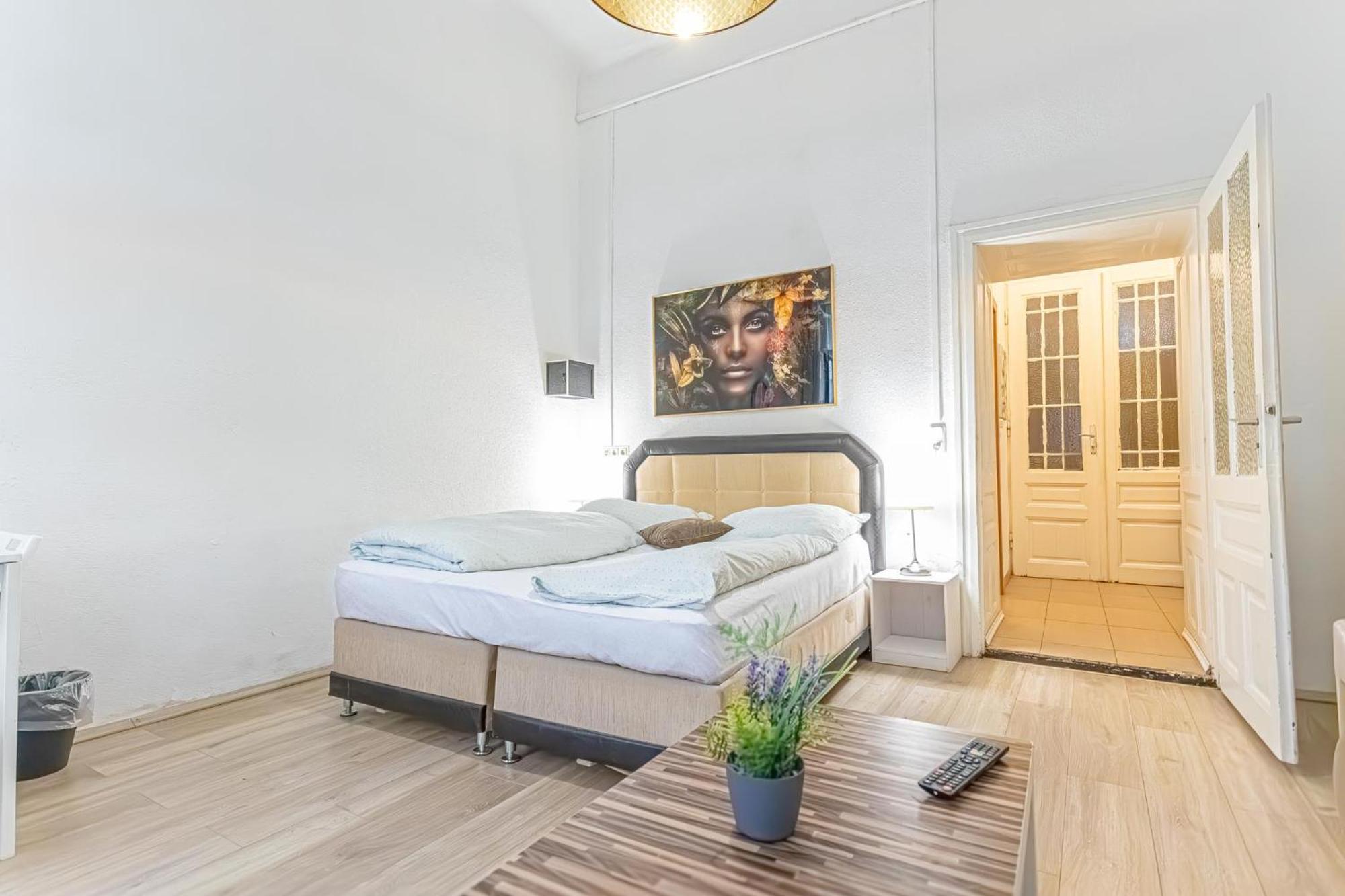 Chic Apartment- Suitable For Longstays Near Matzleinsforferplatz Wien Eksteriør billede